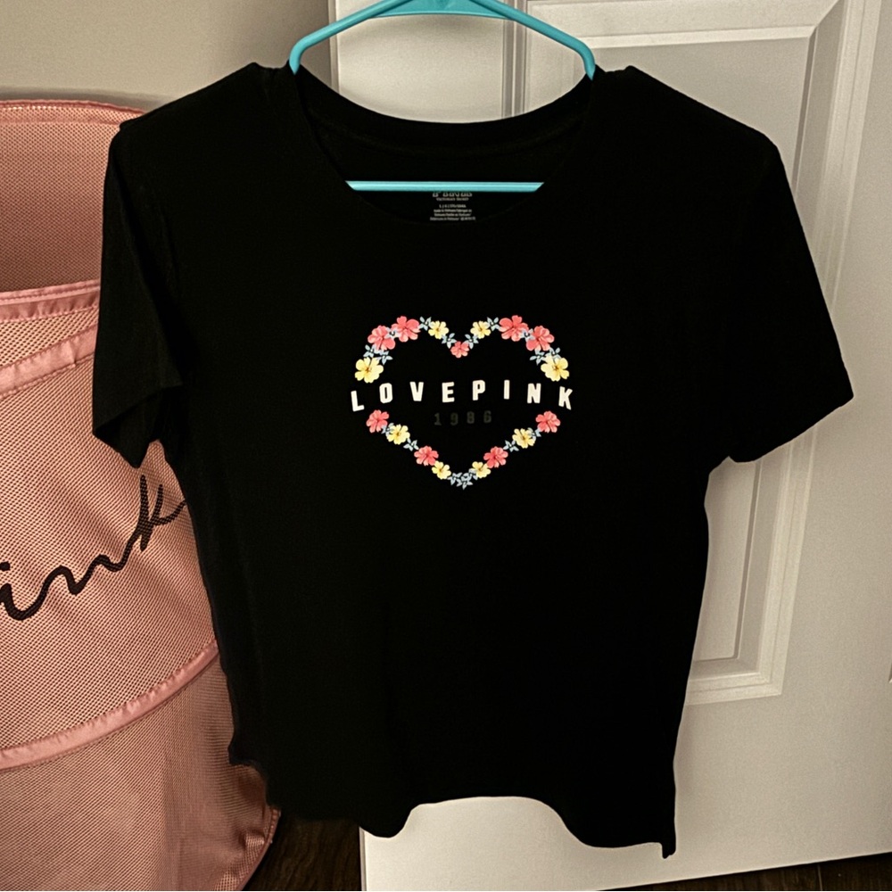 PINK VS Flower Heart Shirt